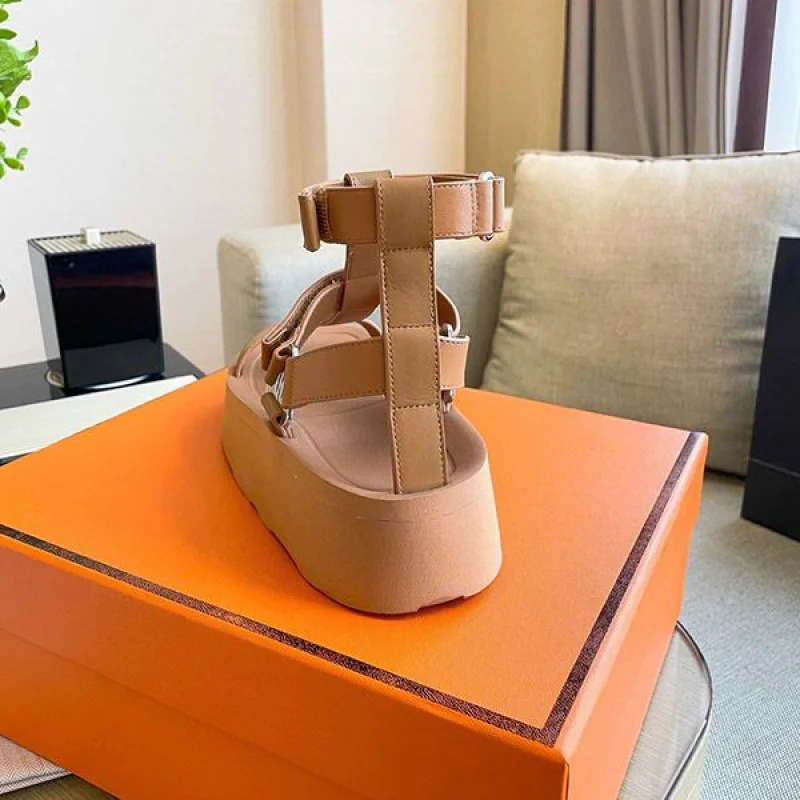 夏のお出かけに♪テクノ サンダル【エルメス 偽物】Enid Sandal H221033ZA3360
